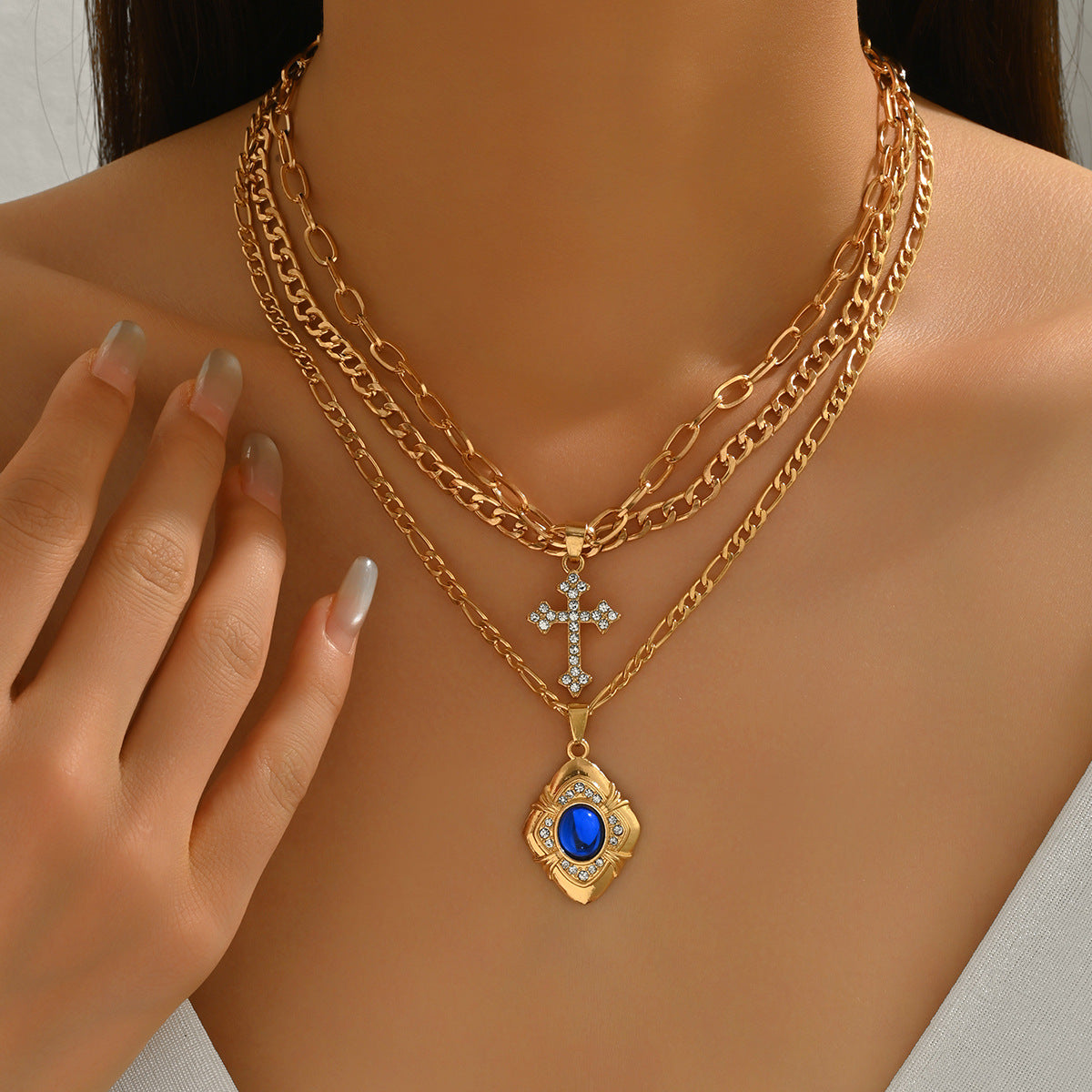 【Compra 1, llévate 1 gratis】【Conjunto de collar dorado de moda con detalles de lujo】Collar de piedras preciosas azules cuadradas Nuevo nicho