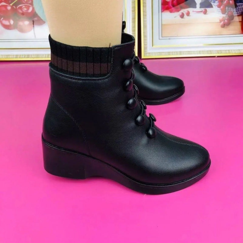 👢【35-41】2024 jeseň a zima obľúbené mäkké kožené dámske čižmy na šikmom opätku