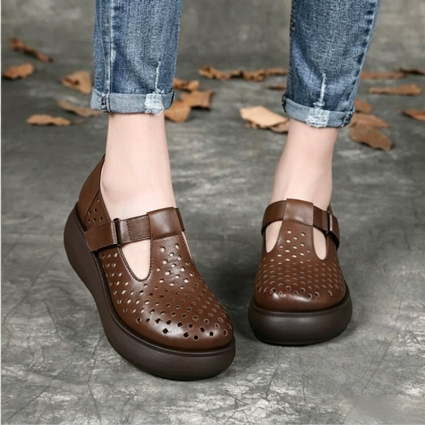 😍 Časovo obmedzená špeciálna ponuka! 👡 Ležérne a štýlové topánky s výrezom a mäkkou podrážkou z prírodnej kože.