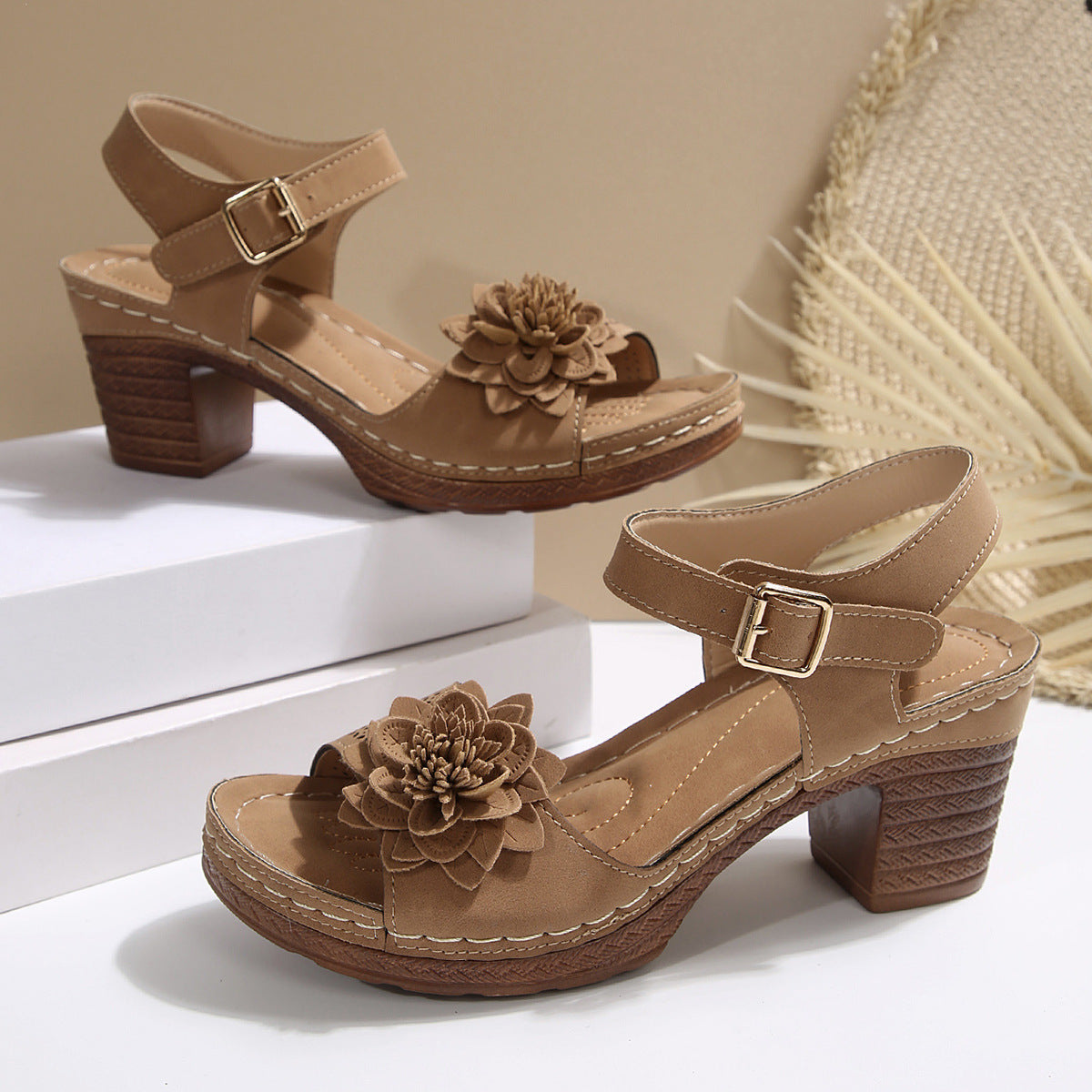 🌟【36-43】Sandale elegante pentru femei, cu vârful deschis, de vară 2025, sandale cu toc înalt și talpă groasă și decorațiuni florale