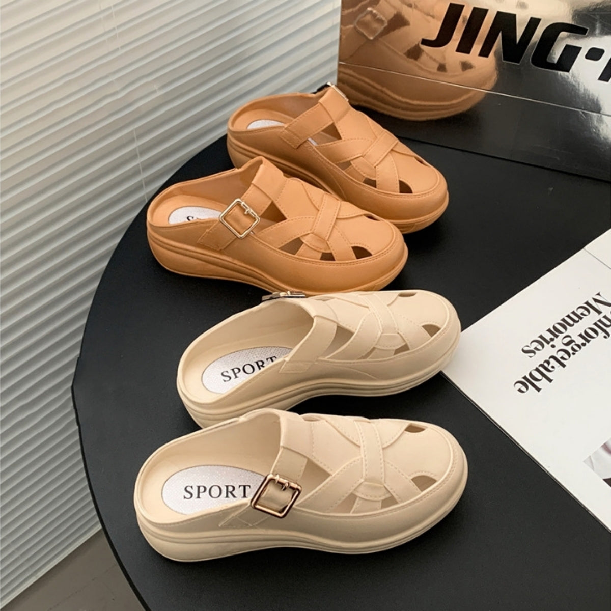 🥿✨【Nové zľavy na produkty】🔥【36-41】 2025 letné duté pohodlné a módne nové klinové papuče a sandále
