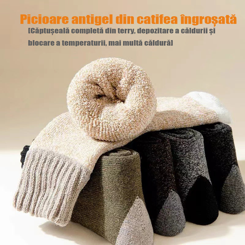 🥰【🐑10 párov】Hrubá vlna!🐑Vlnené ponožky Hrubé ponožky Pánske zimné plus Velvet Super hrubé teplé pánske ponožky so strednou trubicou