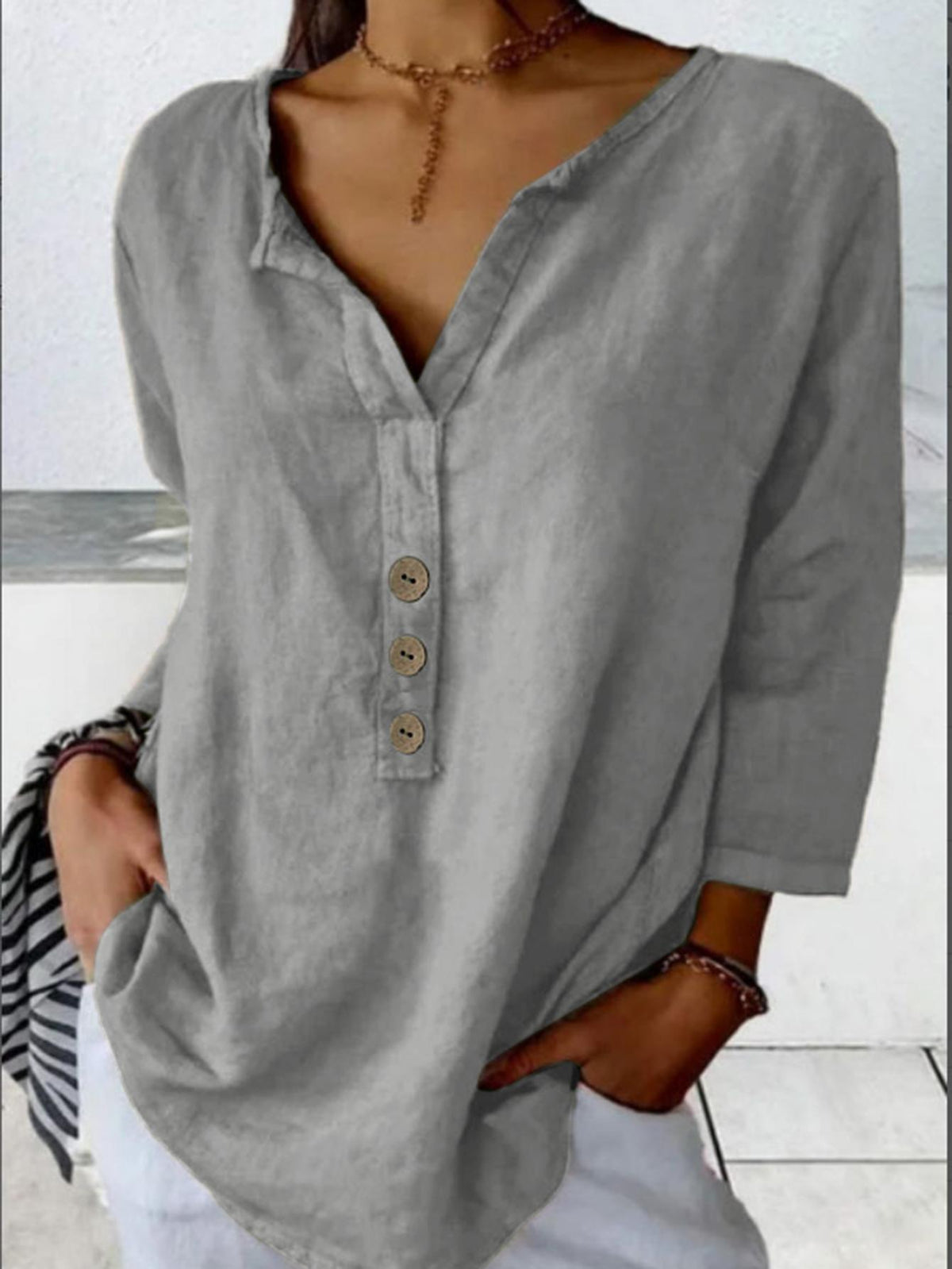 【-49% OFF】🔥Blusa de manga larga con cuello en V y botones, ideal para primavera, verano y otoño.【Pago contra entrega】