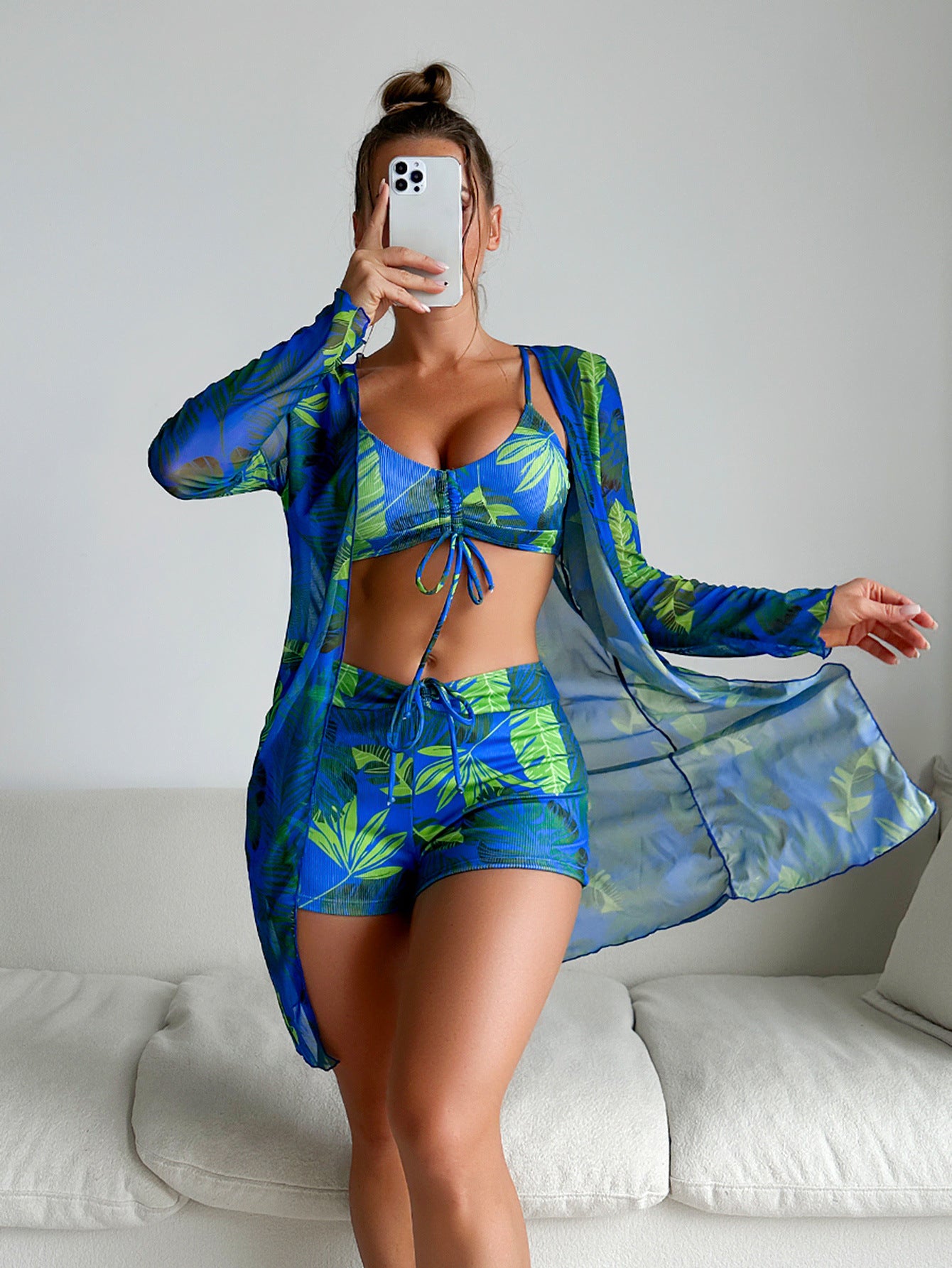 【✨Cumpără 1, primești 1 gratuit】👙Costum de baie nou la modă, din trei piese, disponibile în mai multe culori