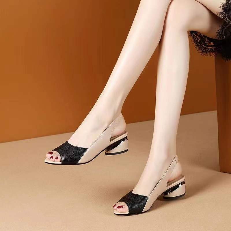 🔥💞【45% OFF】【35-43】Rímske sandále nového letného štýlu s otvorenou špičkou a hrubým opätkom pre ženy 3916013