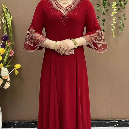 👗💥【XL-5XL】 2024 nové elegantné šaty s výstrihom do V a extra veľkým lemom 3738406