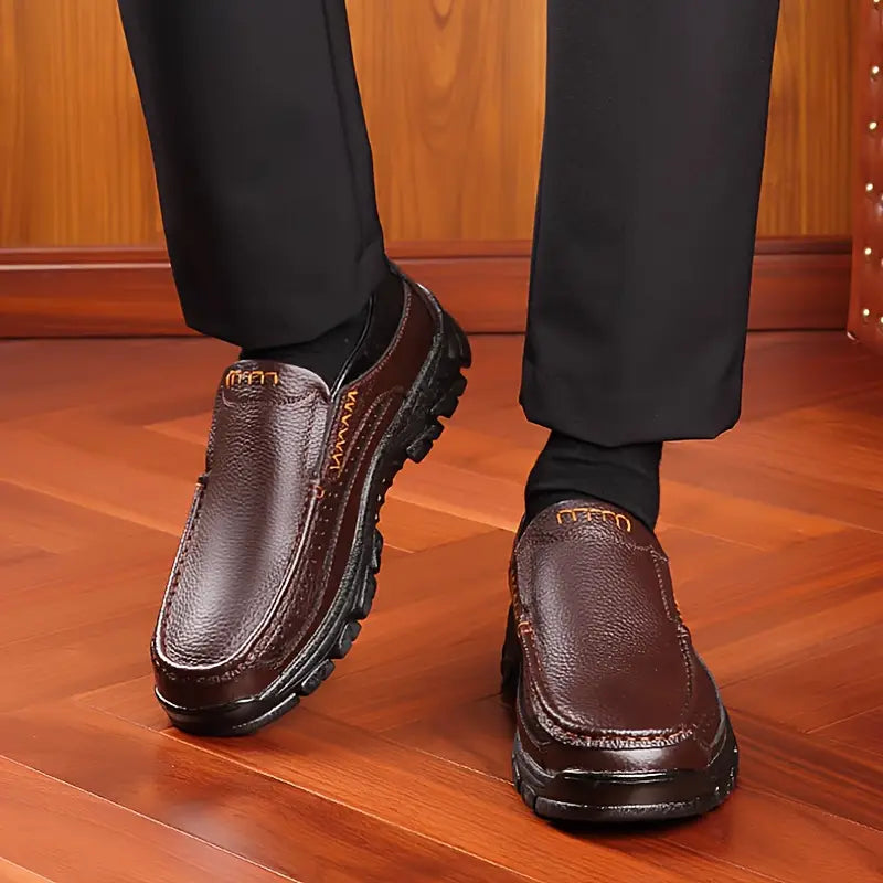 💥🥾Descuento por tiempo limitado [38-48] Nuevos zapatos de negocios casuales de cuero hechos a mano para hombre de otoño