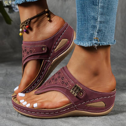 😍【35-43】 Duté klinové papuče na platforme veľkých rozmerov
