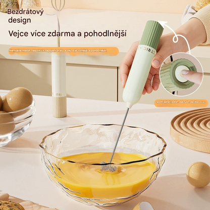 🥚 Bezdrátový mini ruční mixér – během několika sekund vyšlehá vejce a napění mléko