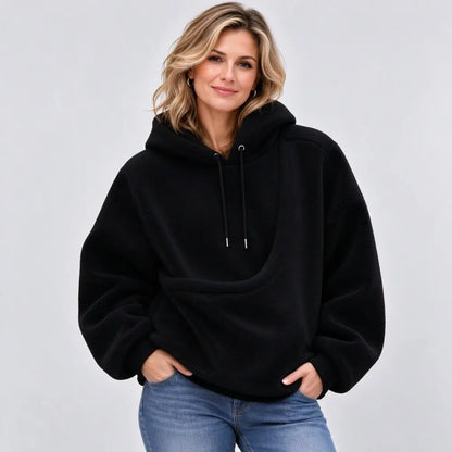 ¡Lleva a tu mascota contigo a dondequiera que vayas con esta sudadera con capucha!
