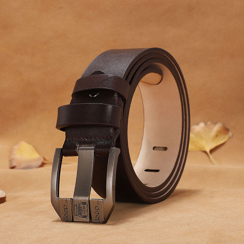 【Kupite 1, dobite 1 brezplačno】Vrhunski retro moški pas, jeans pas z zaponko iz pravega usnja, preprosta in modna zaponka, izbrano enoslojno goveje usnje, čvrsto in vzdržljivo