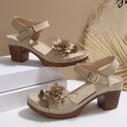 🌟【36-43】Sandale elegante pentru femei, cu vârful deschis, de vară 2025, sandale cu toc înalt și talpă groasă și decorațiuni florale 