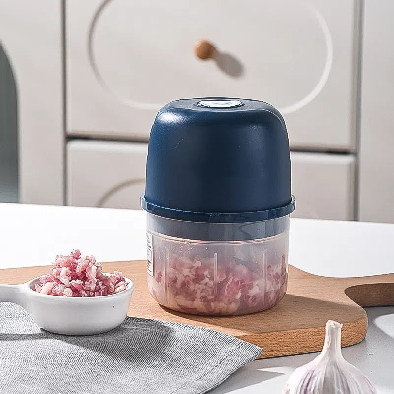 💥 Zadnji dan rasprodaje! 50% popusta! ⏰ Prodano više od 50.000 komada! 🎅 Električni sjecka za češnjak, mini prijenosni sjecka za povrće