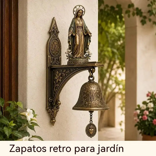 Campana de pared vintage con la Virgen María (Medalla Milagrosa), fabricada en resina de alta calidad con acabado en bronce envejecido; decoración sacra para portones y jardines.