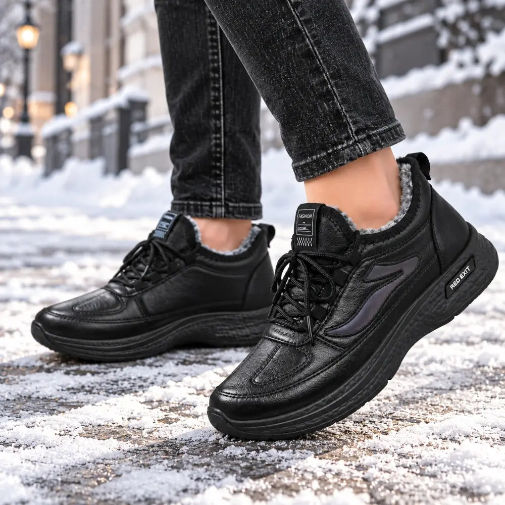 ⚡🥾【1 par, tallas 39–45】Botas de invierno para hombre con un grueso forro polar: suaves, ligeras y antideslizantes.