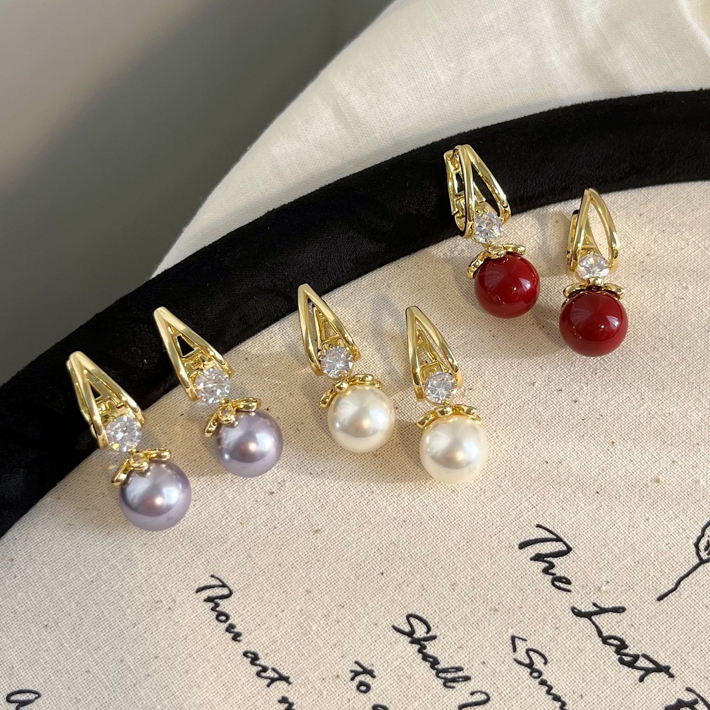 💎💐 Nové francúzske luxusné svetlo🌼 2025 Senior zmysel pre skutočný temperament Pearl Silver Strieborné náušnice