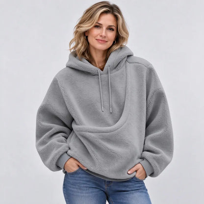 ¡Lleva a tu mascota contigo a dondequiera que vayas con esta sudadera con capucha!