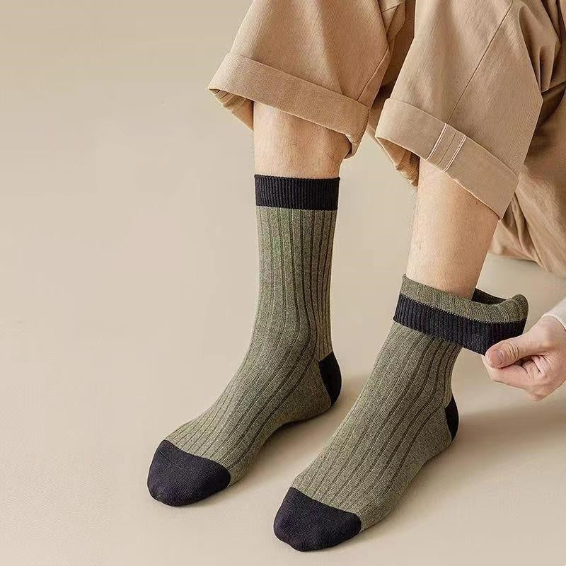 😍🧦【Kúpte 5 párov a získajte 5 párov zadarmo】Nové pánske bavlnené dezodoračné ponožky z roku 2025, ktoré absorbujú pot