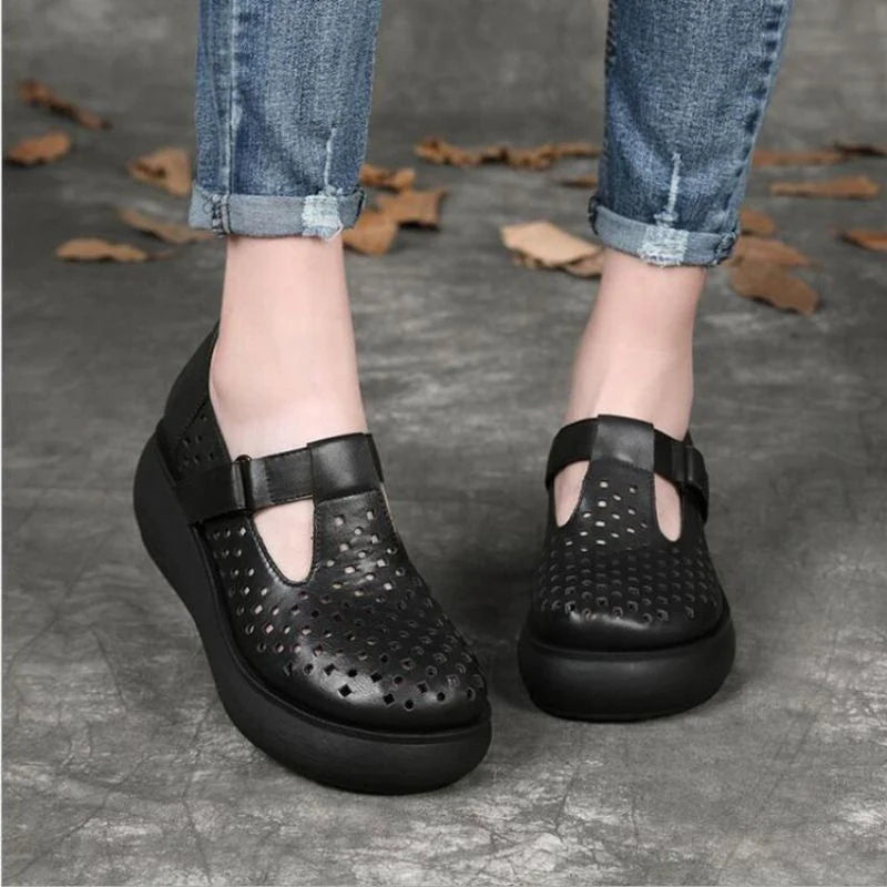 😍 Časovo obmedzená špeciálna ponuka! 👡 Ležérne a štýlové topánky s výrezom a mäkkou podrážkou z prírodnej kože.