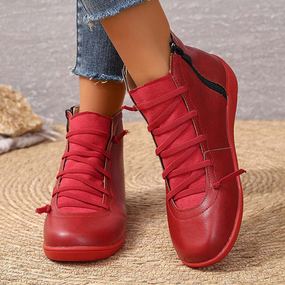 [35–43] Ženski gležnjarji za prosti čas, večje velikosti, udobni za hojo.