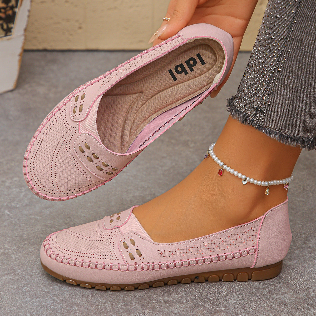 Colección Comfort 2026: Zapatos casual cosidos a mano, ¡disponibles hasta la talla 43! Perfecta para pies anchos o cansados.