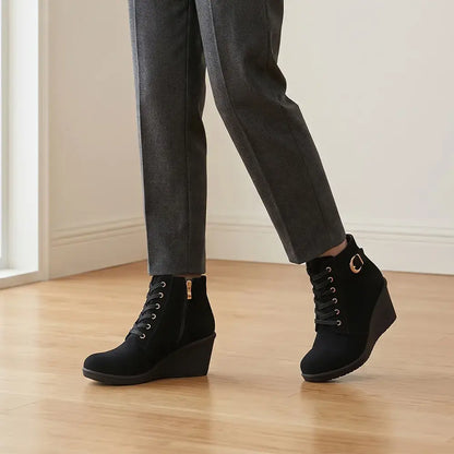 【35-42】👢 Botines de invierno para mujer con cuña – una opción elegante y estable para los días fríos