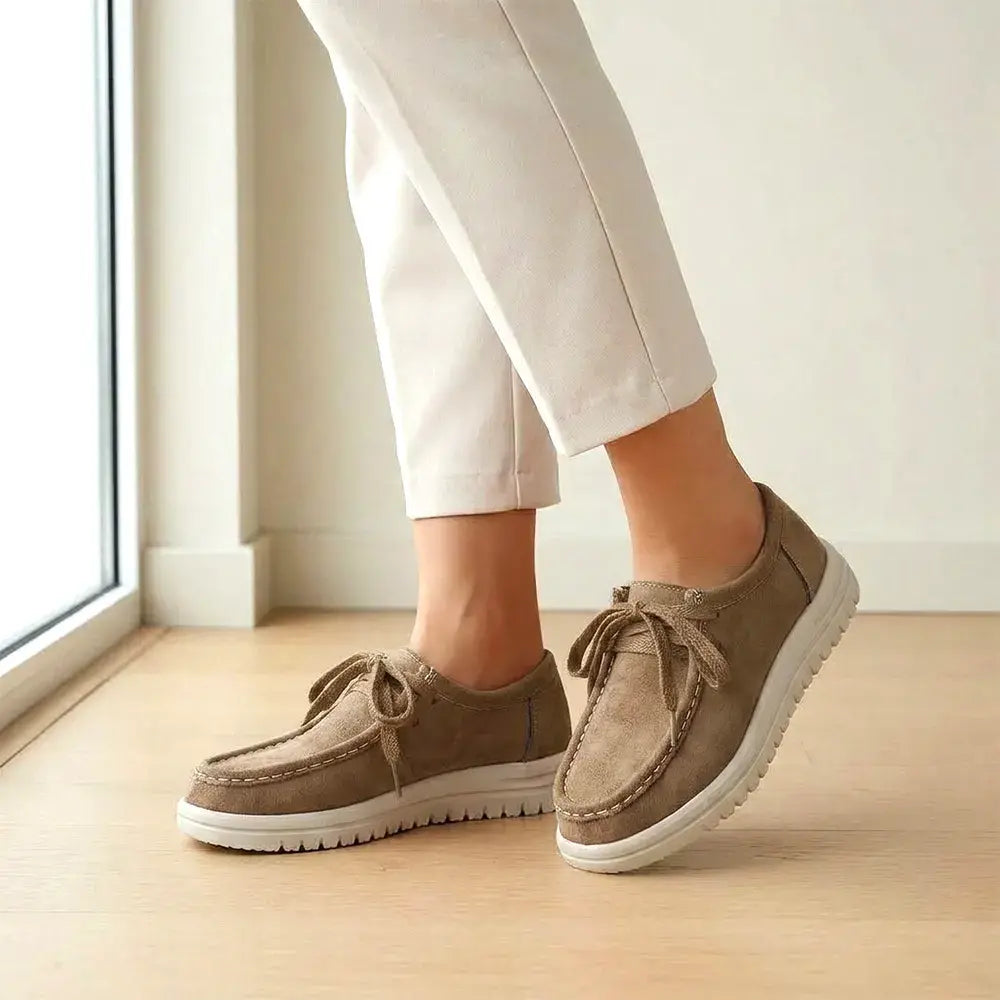 🍁【Tallas 36-43】Novedad de otoño 2026: zapatos casuales de felpa con plataforma y cordones