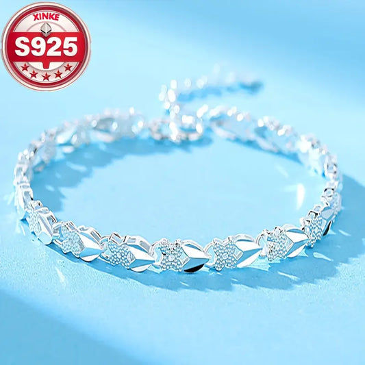💖【Cumpără una, primești a doua gratis】🍀Brățară nouă și la modă pentru femei, realizată din argint 925, cu un trifoi cu patru foi care nu se va decolora. 