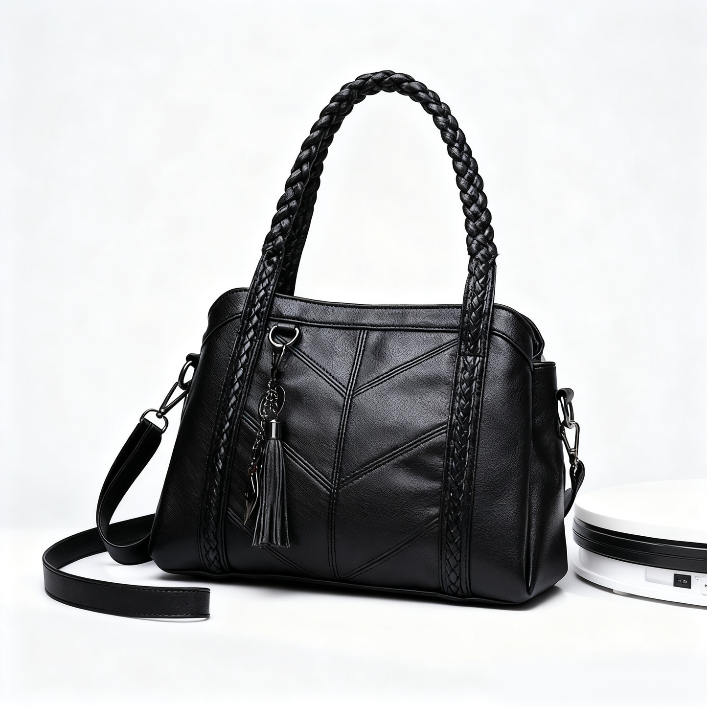 👜💟【50% ZĽAVA】Mäkká kožená taška, kabelka, veľká kapacita, tri priehradky, vodeodolná a odolná voči poškriabaniu