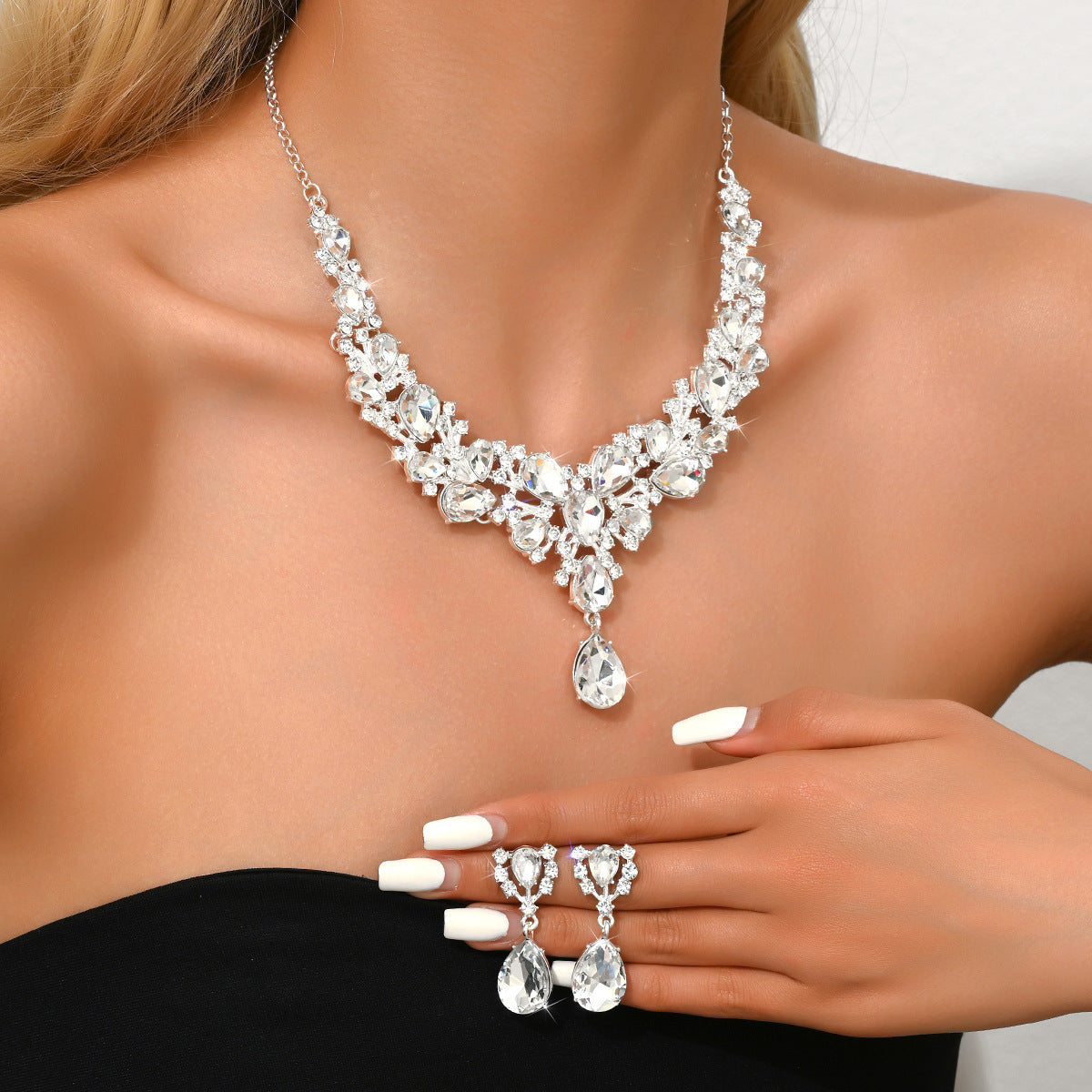 ✨【Collar + Pendientes】💖💎Nuevo conjunto de collar y pendientes de circonita cúbica de colores.