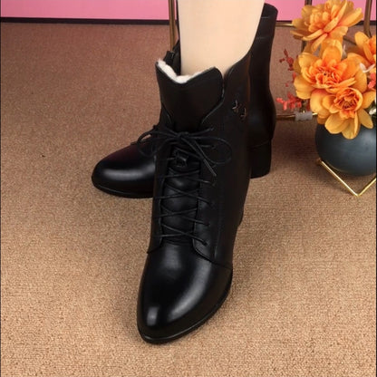 【35–41】2025 nové podzimní a zimní kožené boty s kašmírem