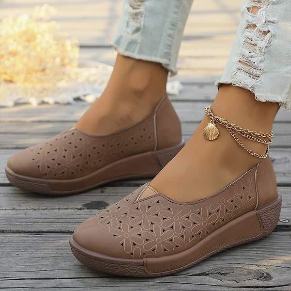 ✨ 49% ZĽAVA【36-43】Nové letné dámske retro sandále s dutou mäkkou podrážkou, veľmi pohodlné
