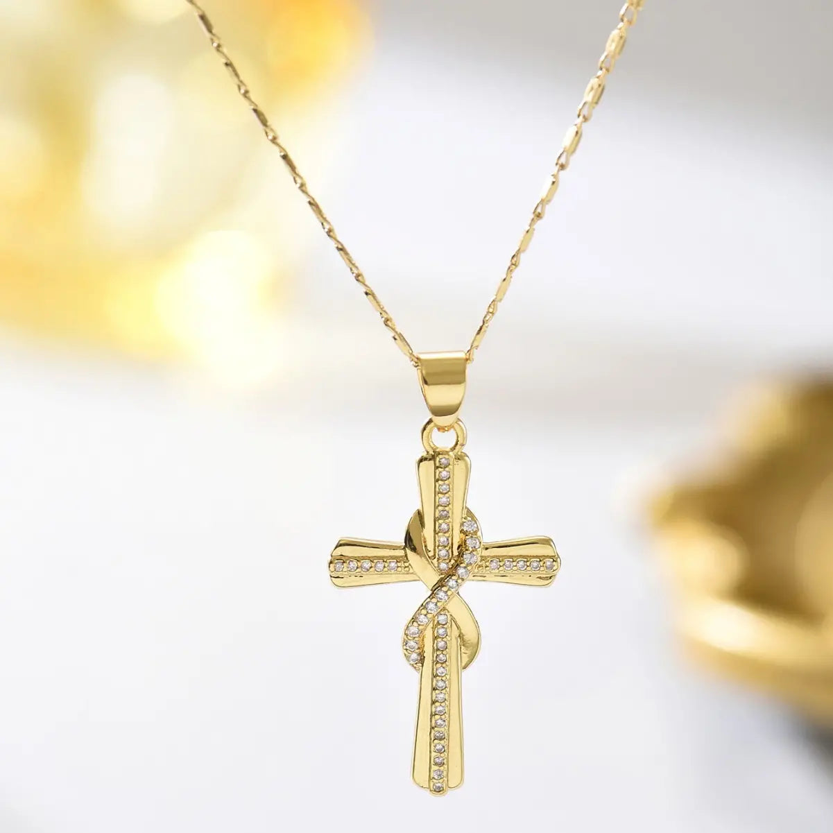 🎀💖Náhrdelník s nekonečným krížom osadený 14-karátovými diamantmi