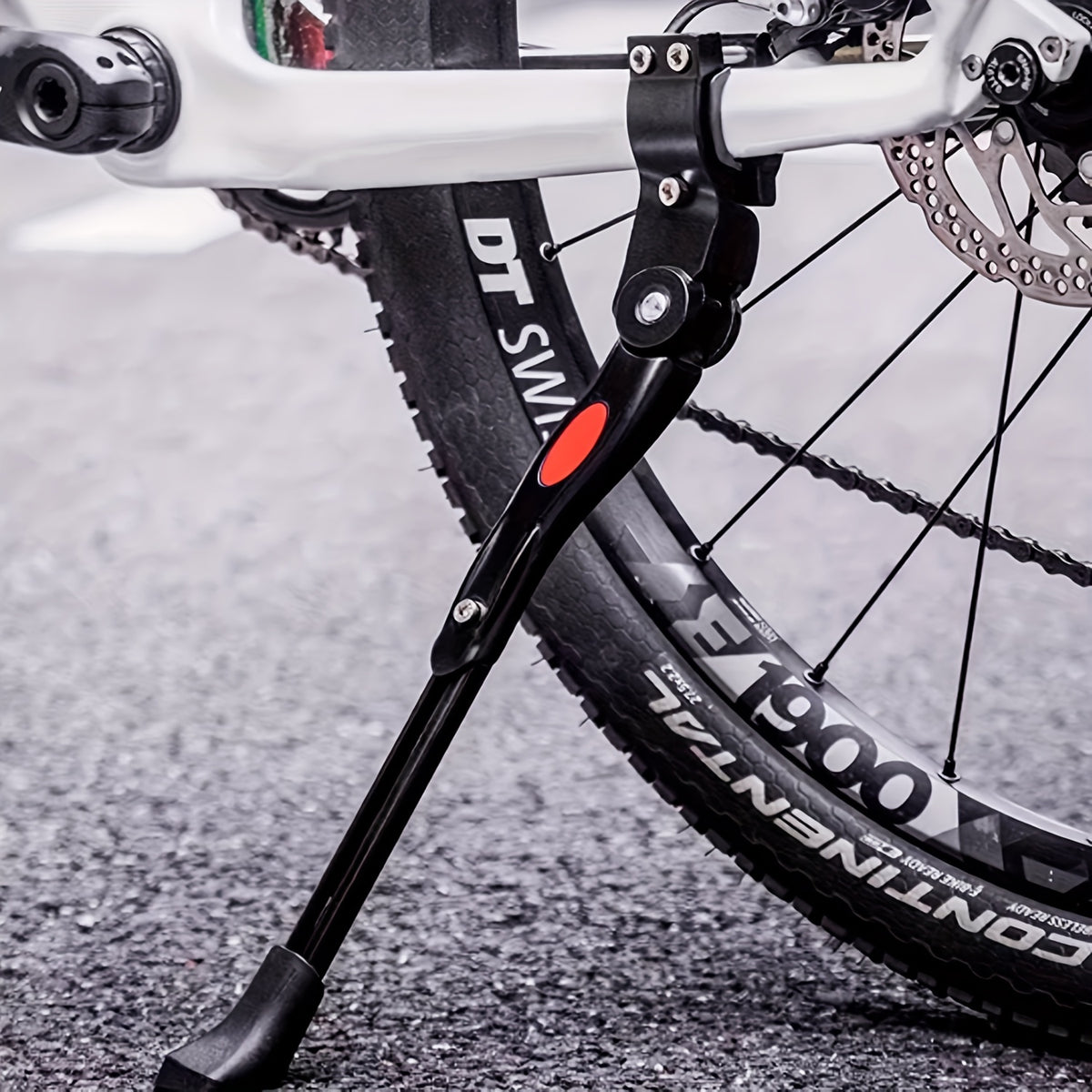 🚴‍♂️ Uniwersalny regulowany stojak aluminiowy do rowerów: stabilne parkowanie dla każdego roweru 🛡️🚲