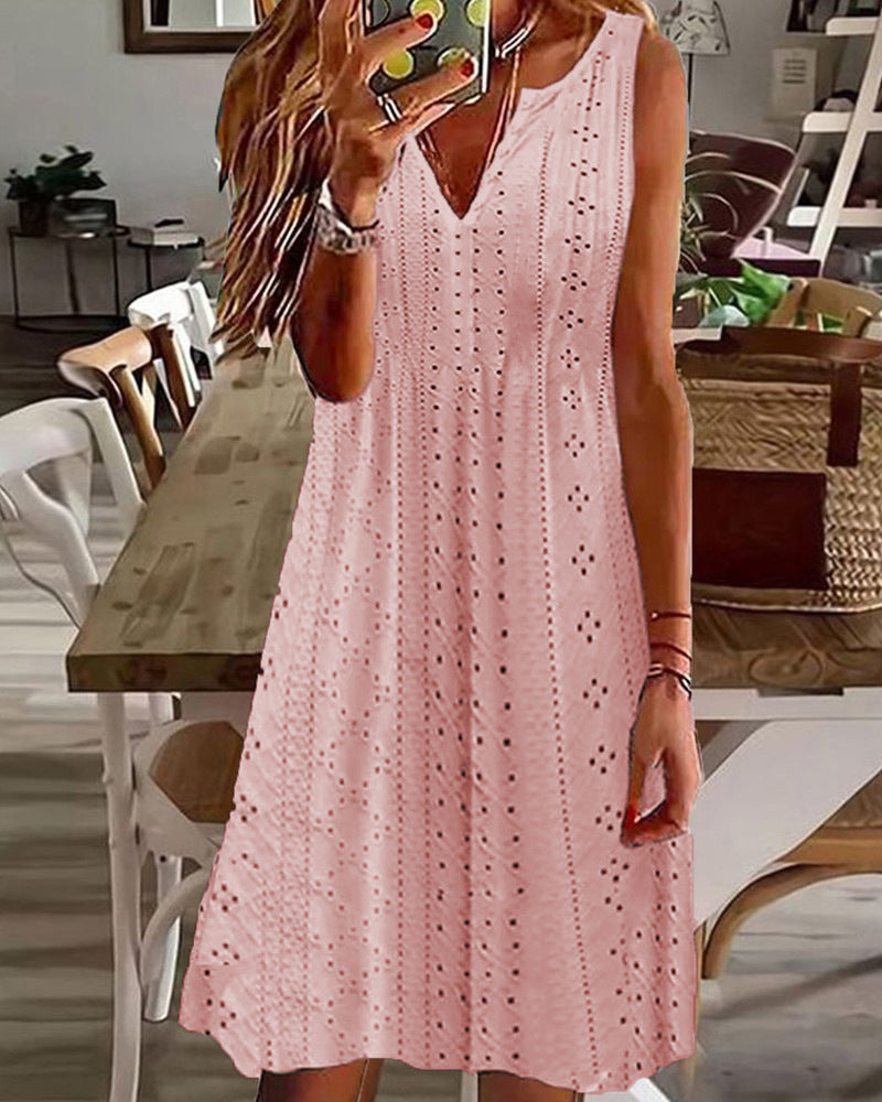 🧚‍♀️【50% zľava🔥】【S–5XL】😍 Nové letné šaty pre väčšie veľkosti, jednofarebné, bez rukávov, výstrih do V, priedušný žakárový vzor