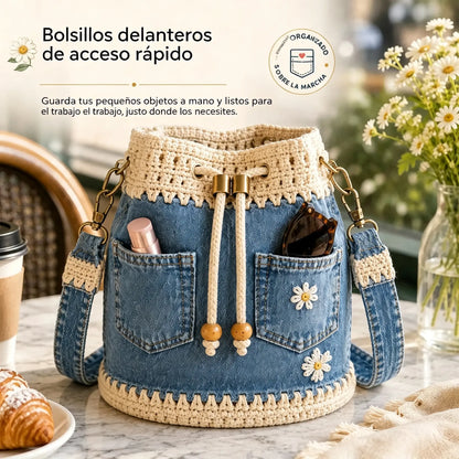 Un bolso de mezclilla tejida de estilo boho que complementa cualquier atuendo ✨