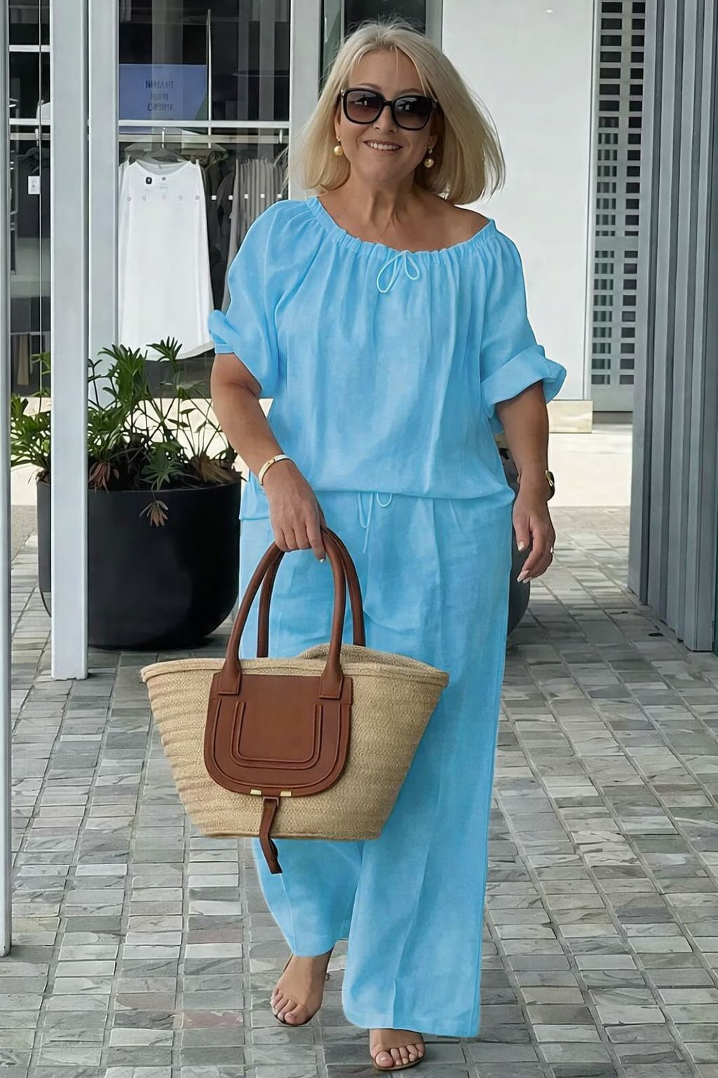 👑💃Conjunto de Verano 2026: Corte Relajado en Algodón y Lino 【Blusa de Cuello Redondo con Cordón + Pantalones】