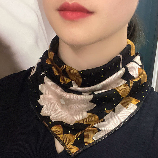 🔥Jesenski in zimski modni kosi [4 kosi] Modni svileni topli trikotni šal