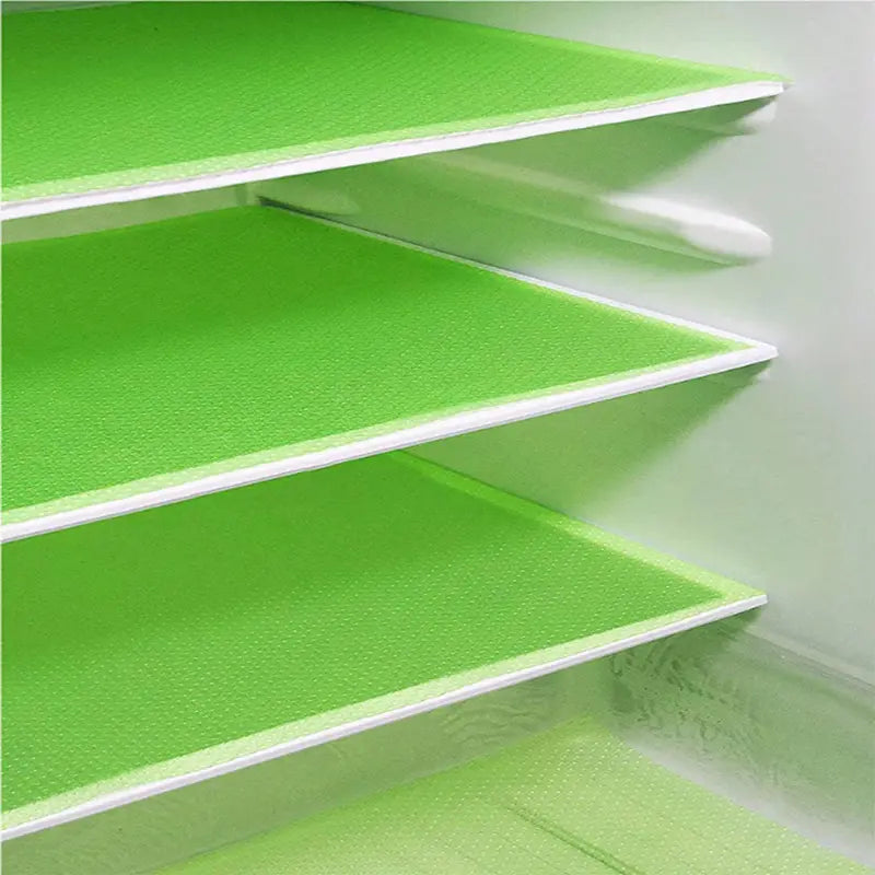 8 piezas por 27 euros-🧊🛡️ Protectores impermeables para estantes de refrigerador — Antideslizantes, fáciles de limpiar y aptos para contacto con alimentos — Mantén los estantes ordenados y frescos ✨