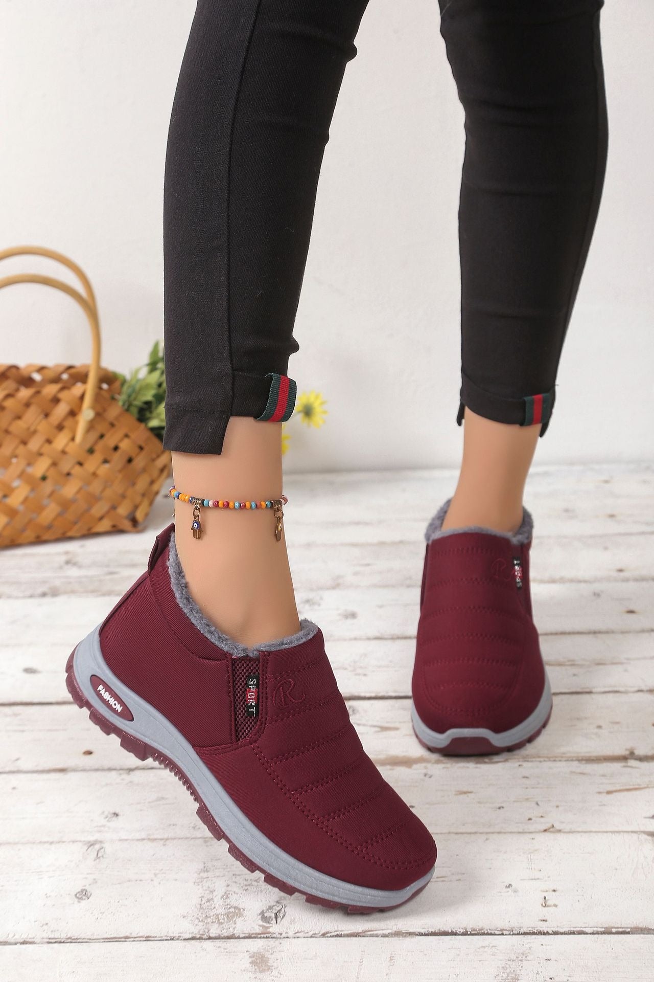 🔥【Špeciálna 50% zľava】【35-48】Unisex zimné čižmy s plyšovou podšívkou - teplé, pohodlné a protišmykové do chladného počasia.