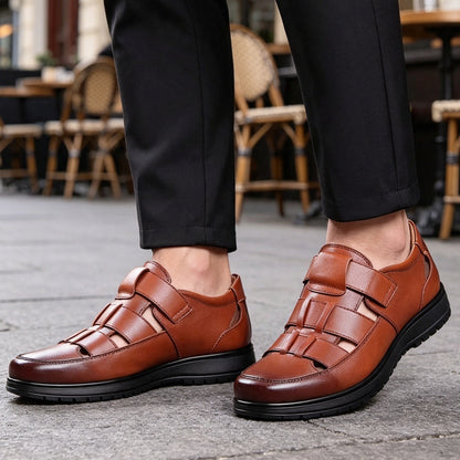【38-44】👞 Pánske priedušné ležérne sandále, pravá koža, dutý dizajn, protišmyková podrážka – letná kolekcia 2026