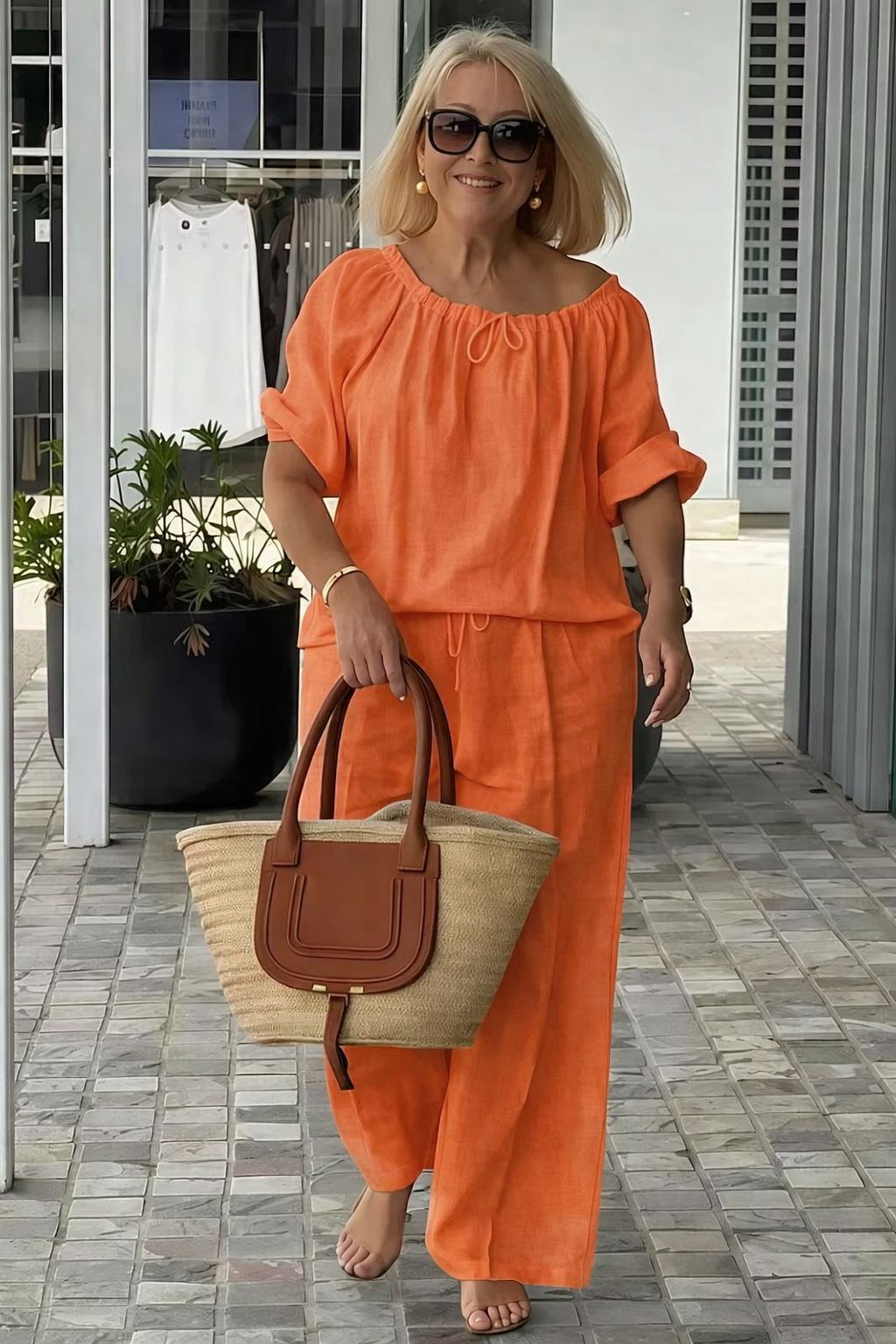 👑💃Conjunto de Verano 2026: Corte Relajado en Algodón y Lino 【Blusa de Cuello Redondo con Cordón + Pantalones】