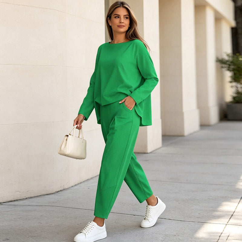 Conjunto casual y elegante a juego: Top de cuello redondo + pantalón