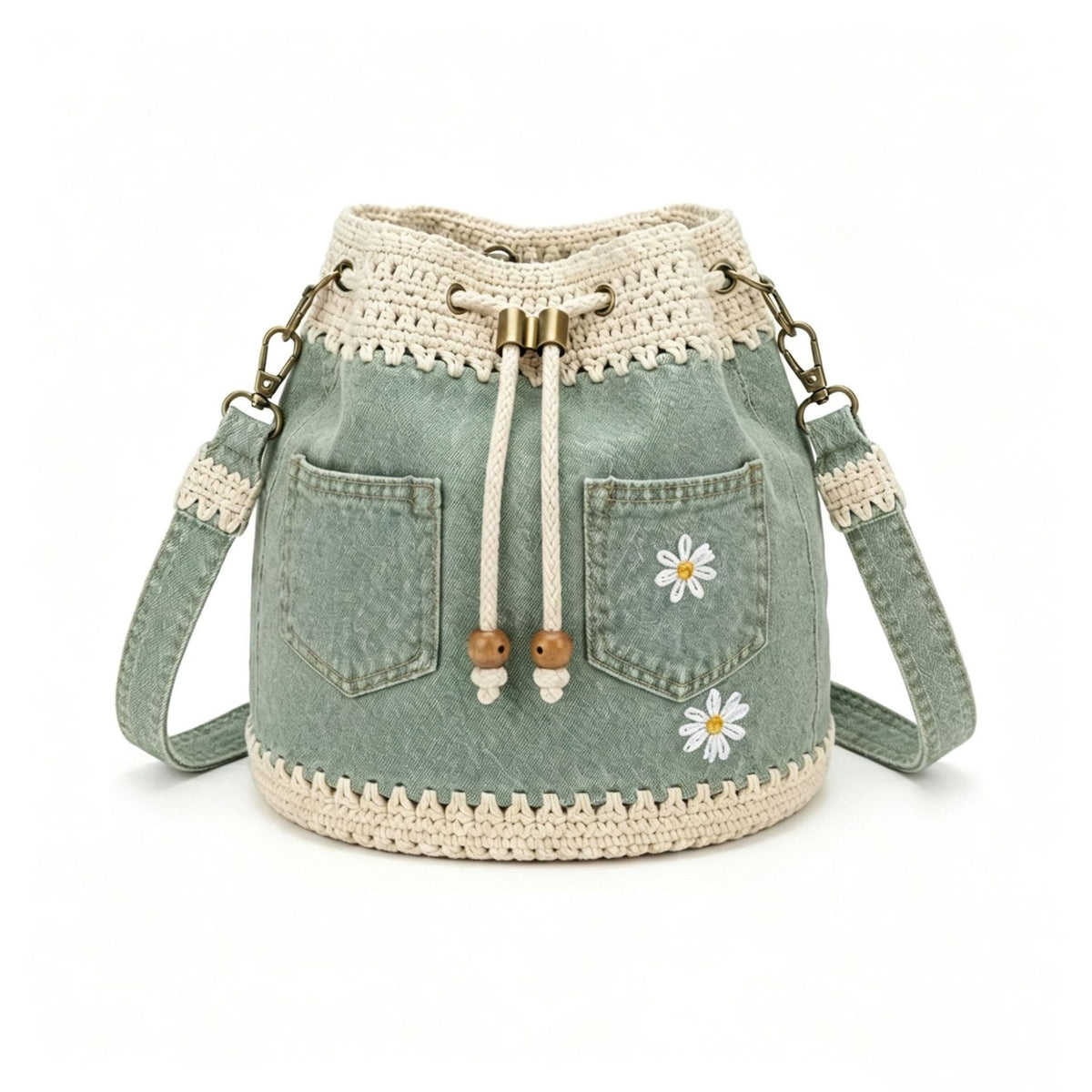 Un bolso de mezclilla tejida de estilo boho que complementa cualquier atuendo ✨
