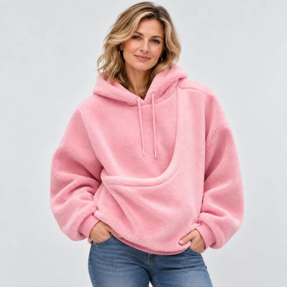 ¡Lleva a tu mascota contigo a dondequiera que vayas con esta sudadera con capucha!
