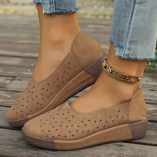✨ 49% ZĽAVA【36-43】Nové letné dámske retro sandále s dutou mäkkou podrážkou, veľmi pohodlné